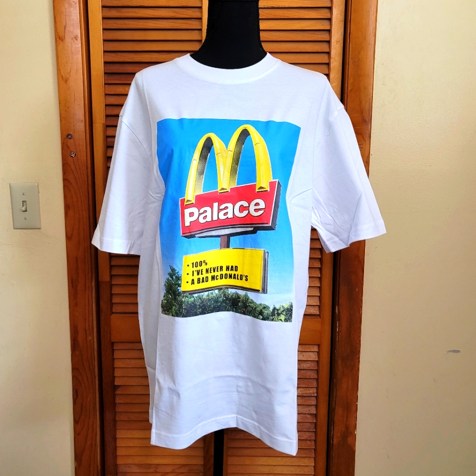 Nwt Palace X Mcdonald's Sign Skateboard White T-Shirt Size Large